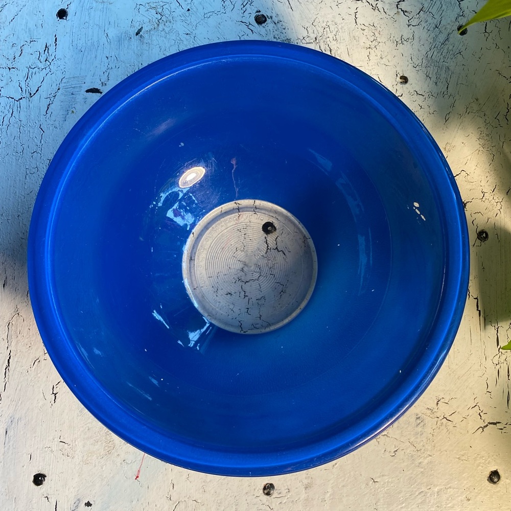 1 Pyrex 325 Blue 2.5 Qt Mixing Bowl Glass Bottom